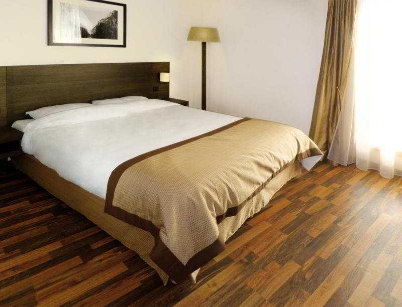 Residhome Asnieres Esterno foto